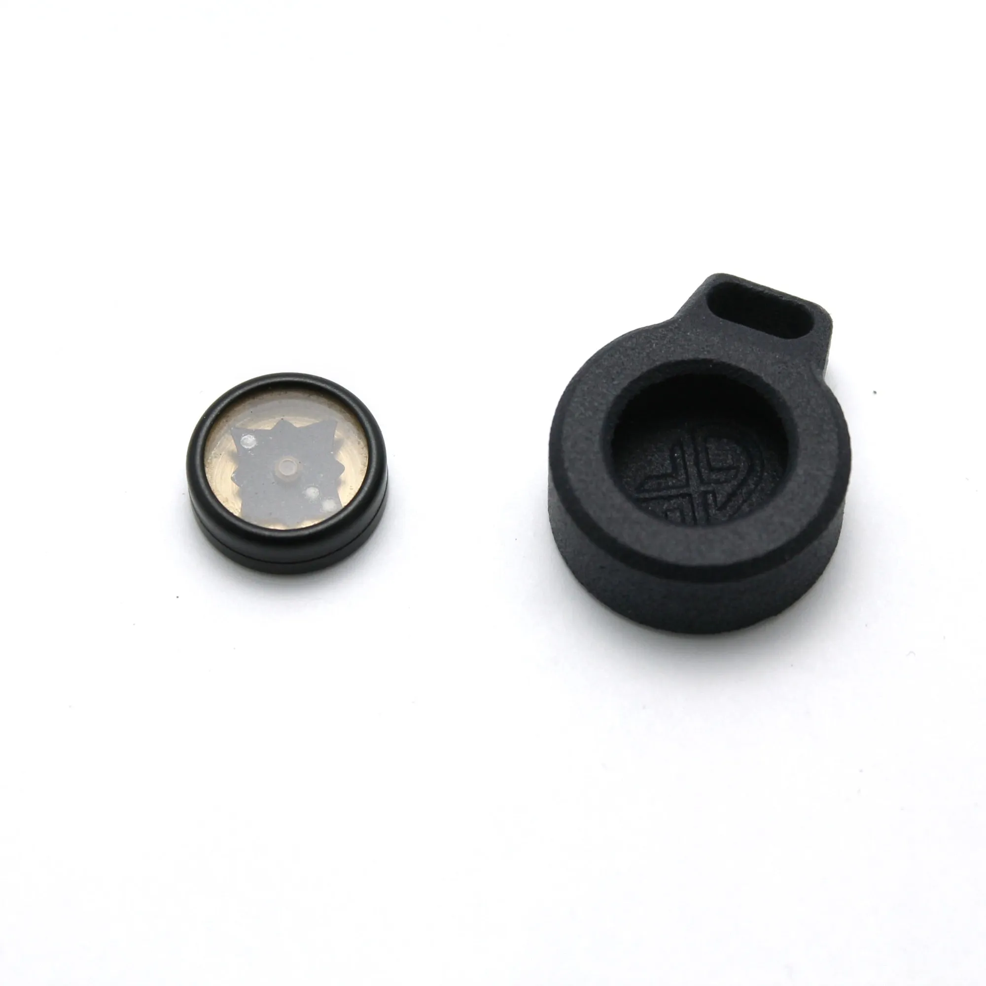 BUTTON COMPASS HOLDER Silvermans