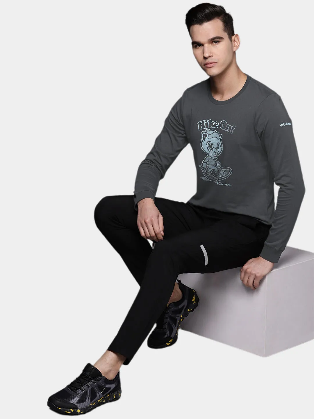 Columbia Men Black Apres Lifestyle Graphic Tshirt