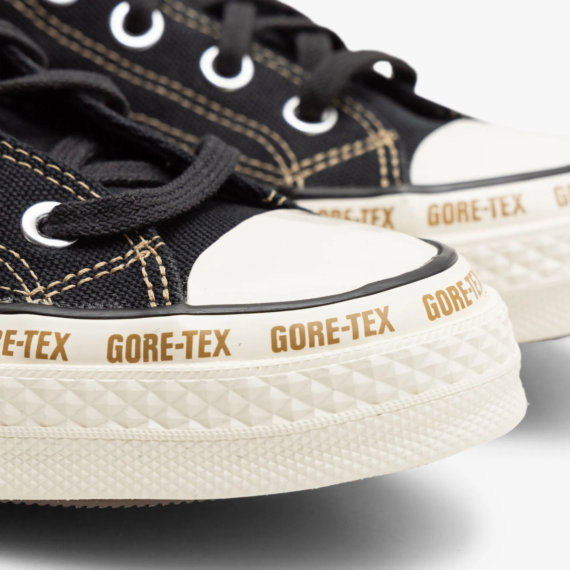 Converse Chuck 70 Hi GTX Black / Toadstool Tan - Egret