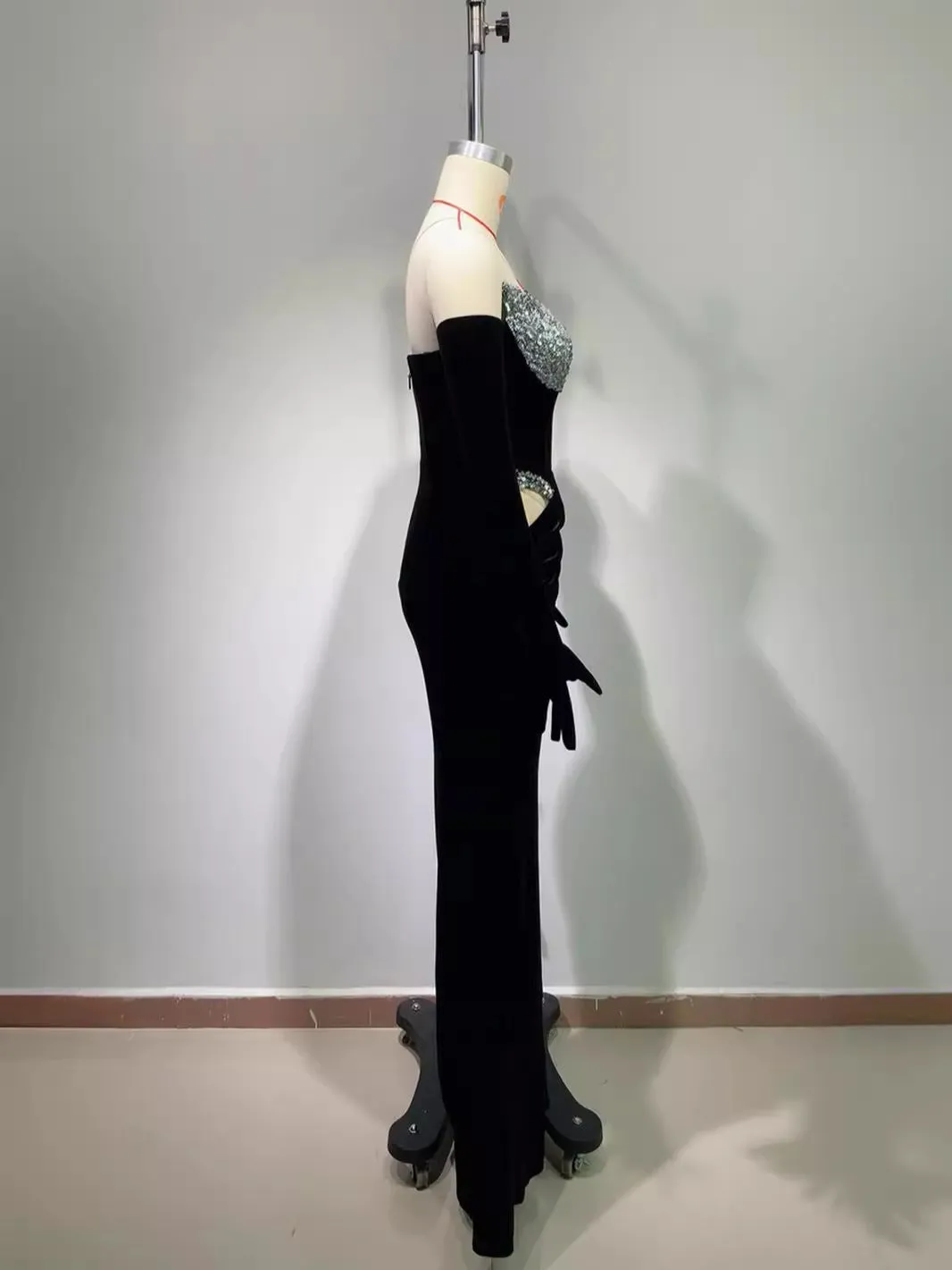 crystal-embellished Strapless Maxi Dress With Gloves Gloria Lanvin