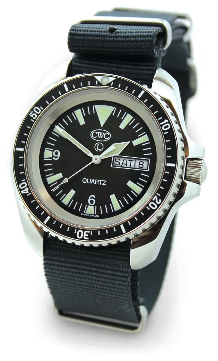 CWC QUARTZ DIVERS WATCH RN300-P QS120-DD Silvermans