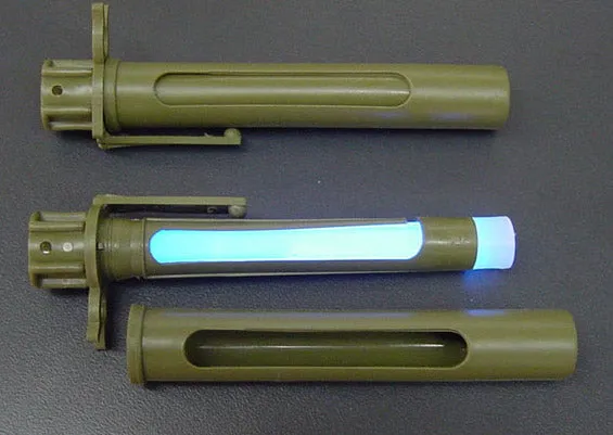 CYALUME LIGHTSTICK HOLDER Silvermans