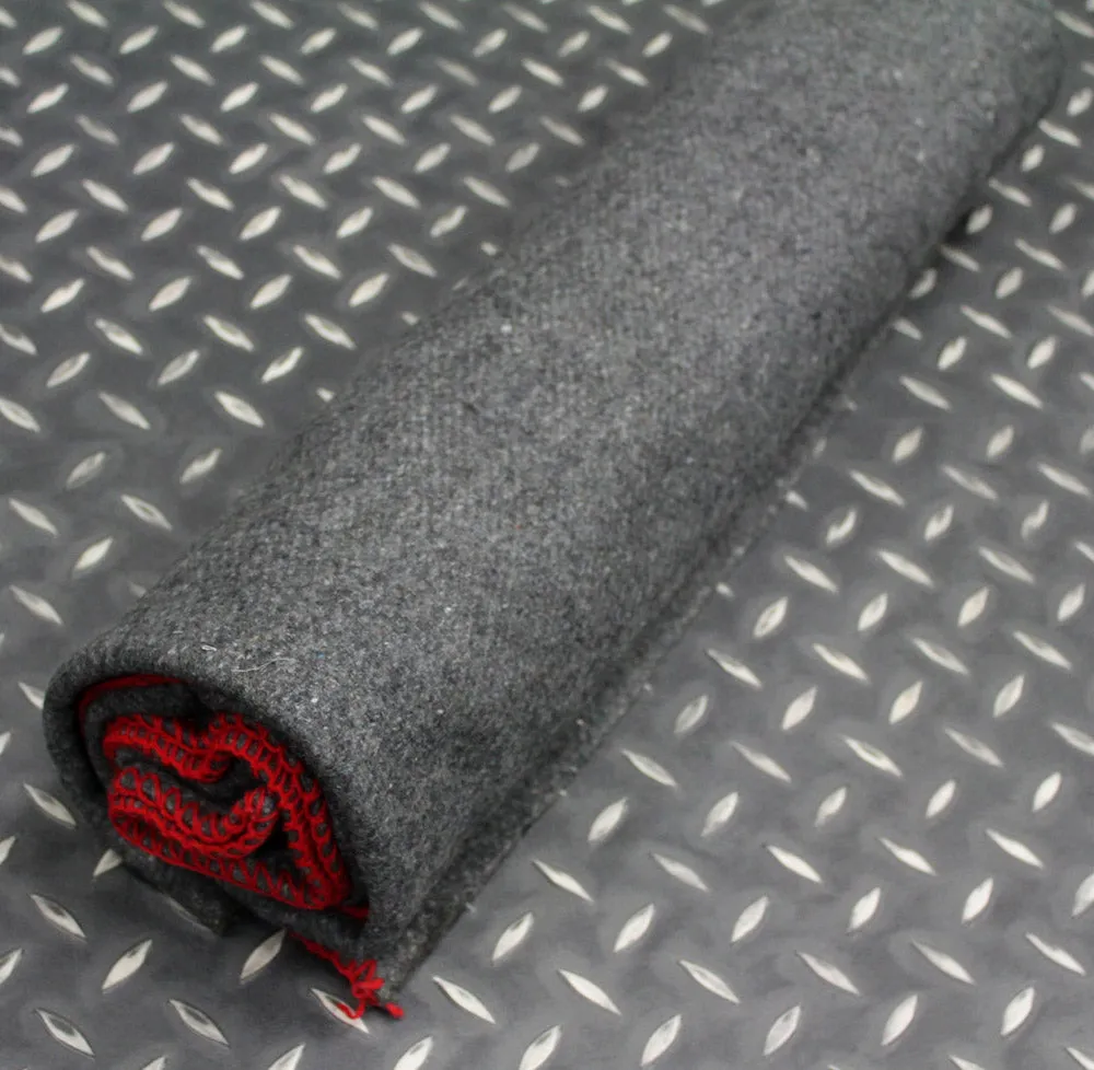 GREY ARMY BLANKET WITH RED EDGES Silvermans