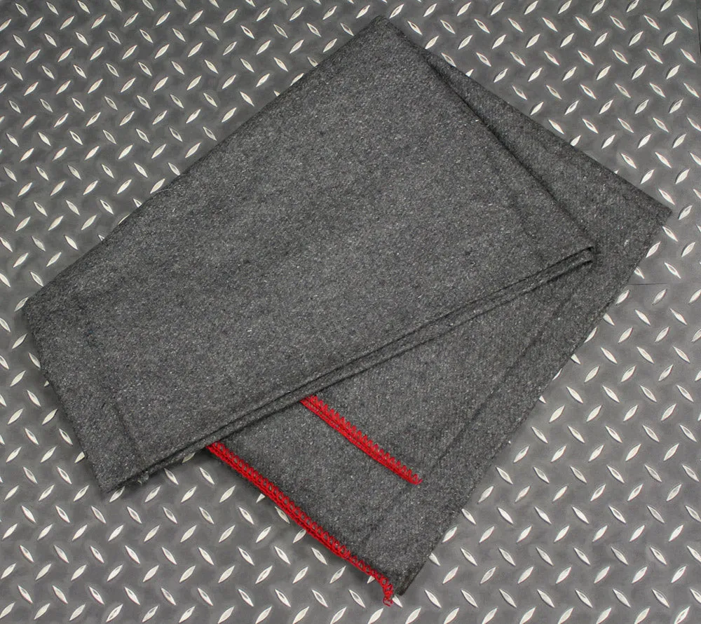 GREY ARMY BLANKET WITH RED EDGES Silvermans