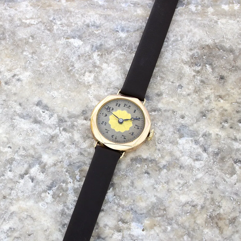 Pre Owned Vintage Rolled Gold Leather Strap Mechanical Ladies Watch RW0588