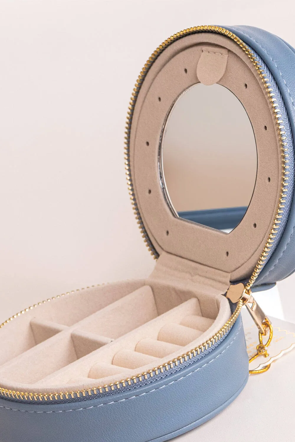 Simply Southern Round Jewelry Box Case in Blue | PP-0125-BAG-LTHR-JWLBX-MIAMI-AZUR