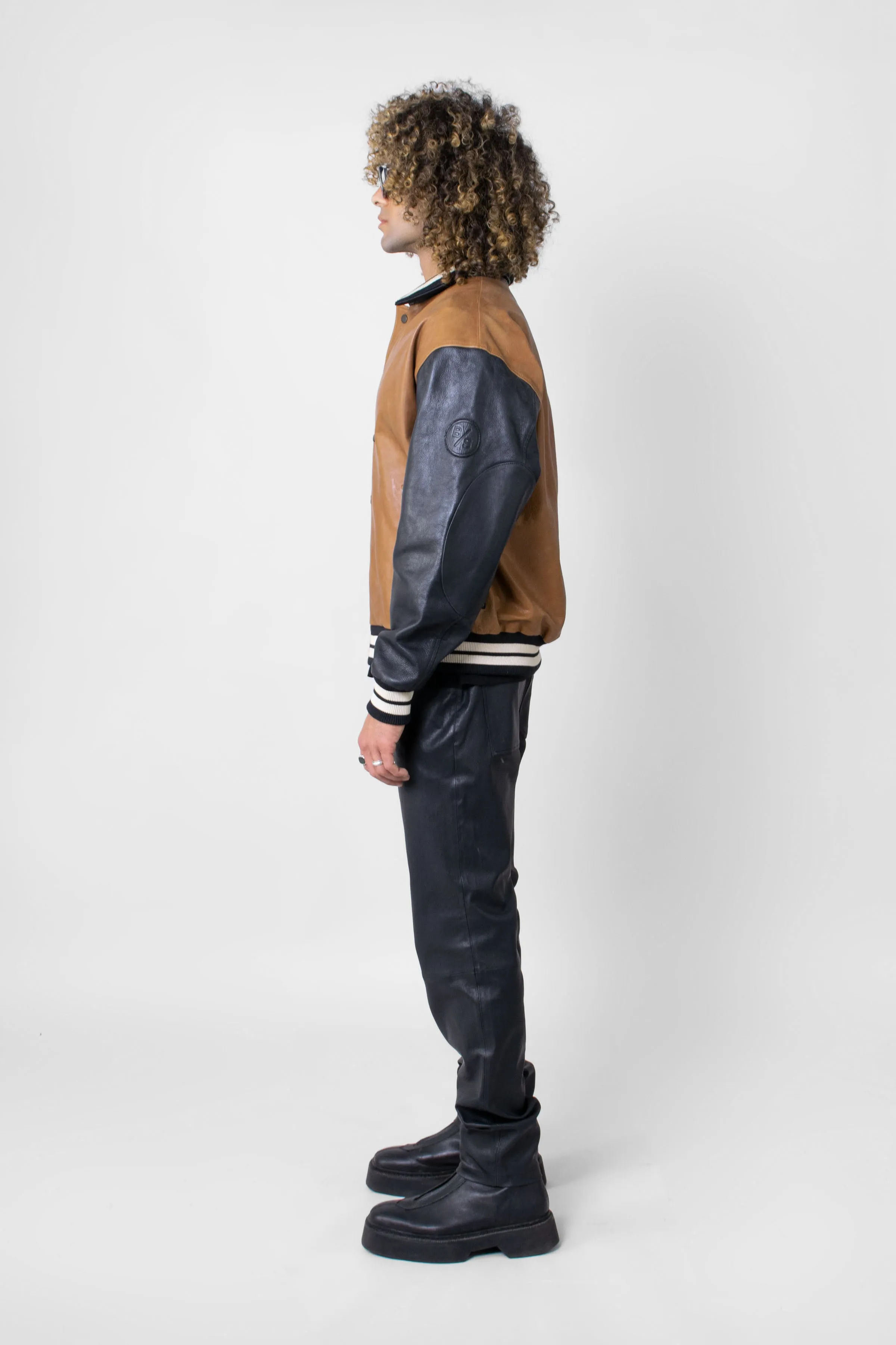VARSITY NOMAD