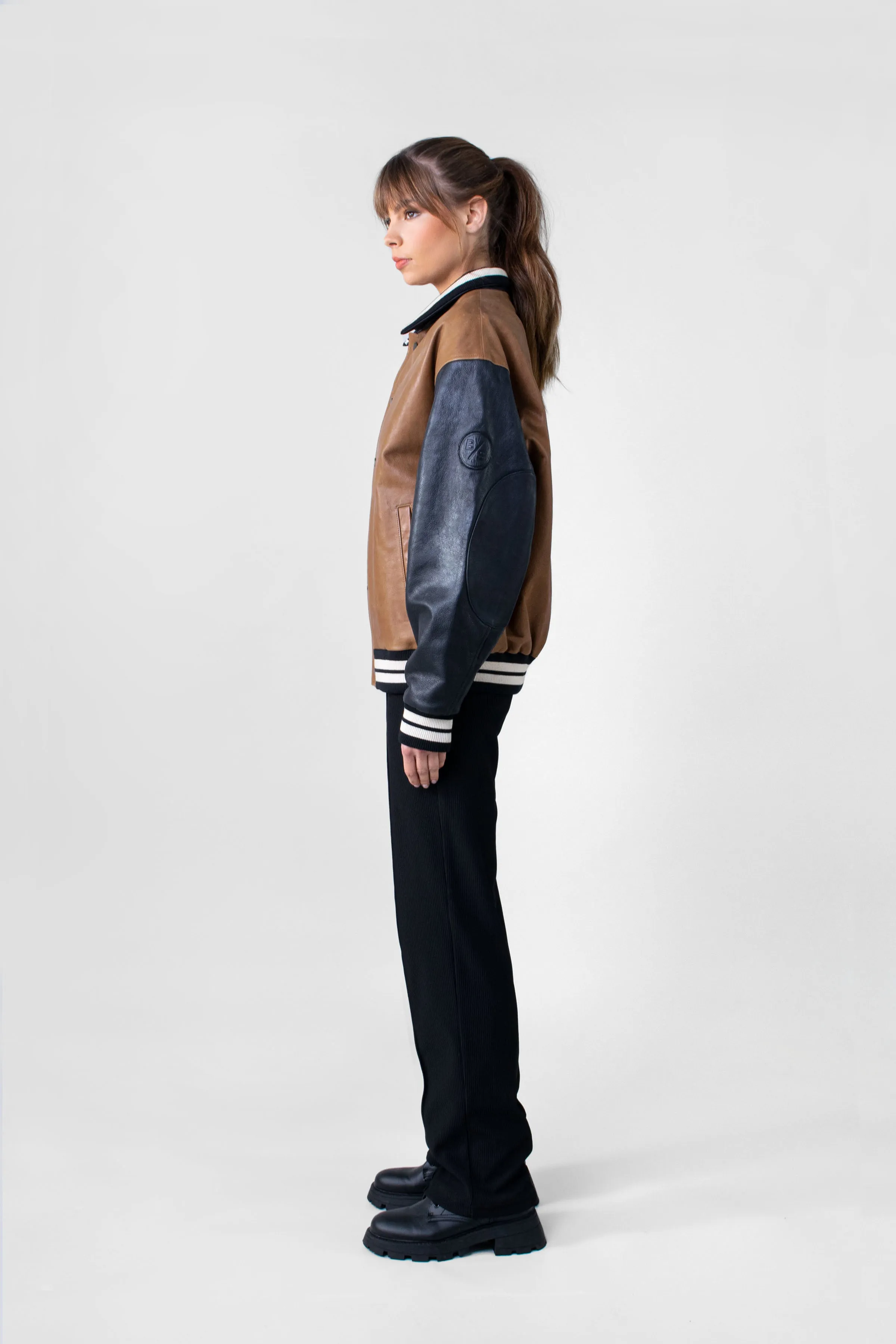 VARSITY NOMAD
