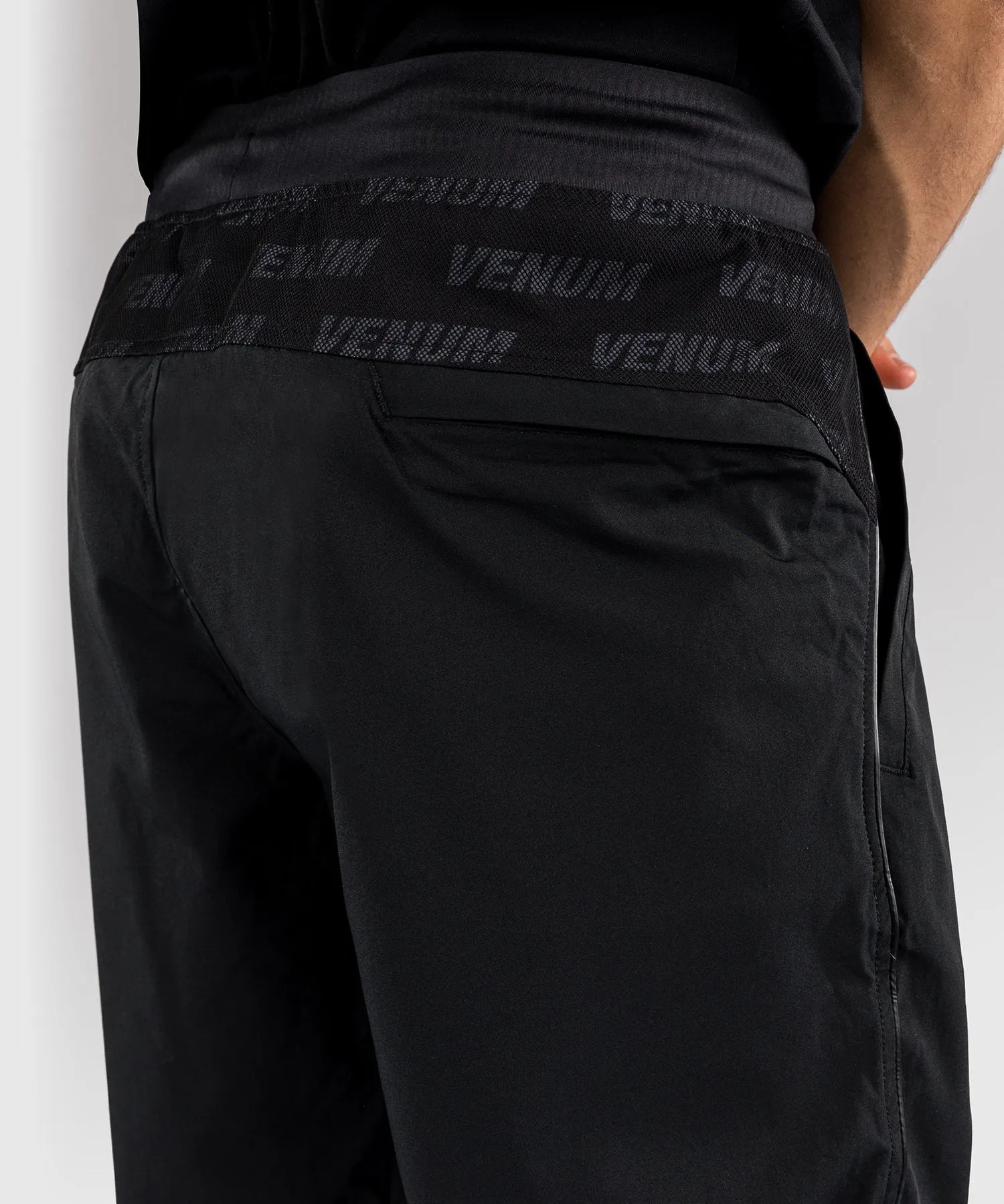 Venum Cargo Light Aero Joggers - Black