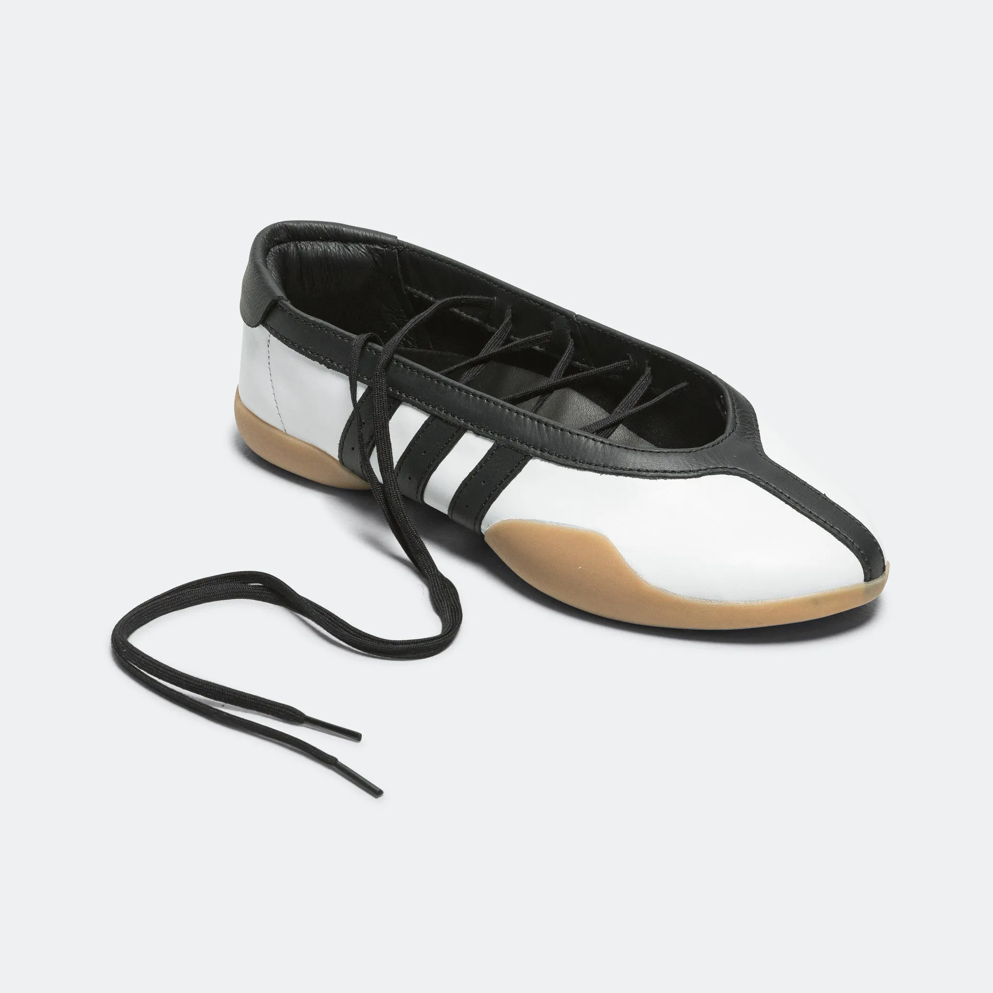 Womens Taekwondo Mei Ballet - Footwear White/Core Black-Gum